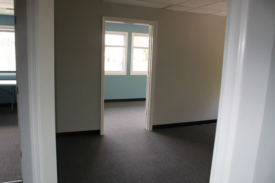 More Photos Of 3321 Doris Ave, Ocean Unknown For Lease