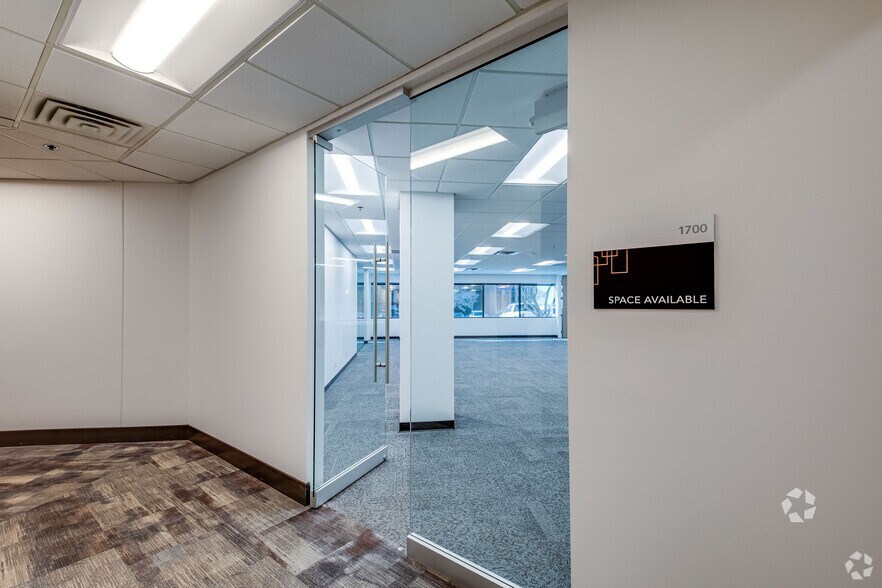 More Photos Of 1300 NE Godward St, Minneapolis Office For Lease
