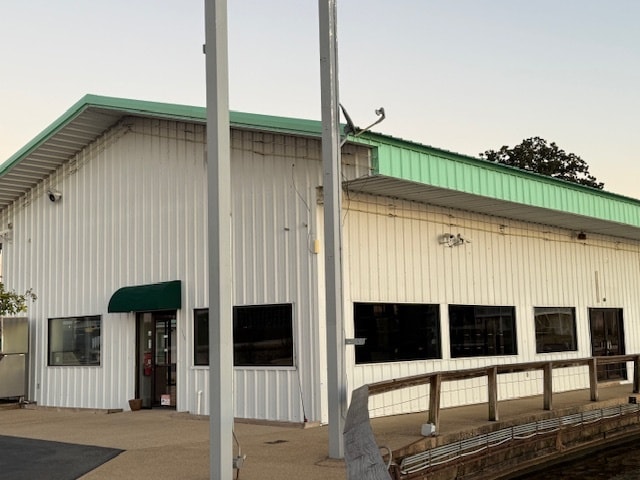 More Photos Of 136 Butler Ln, Hot Springs General Retail For Sale