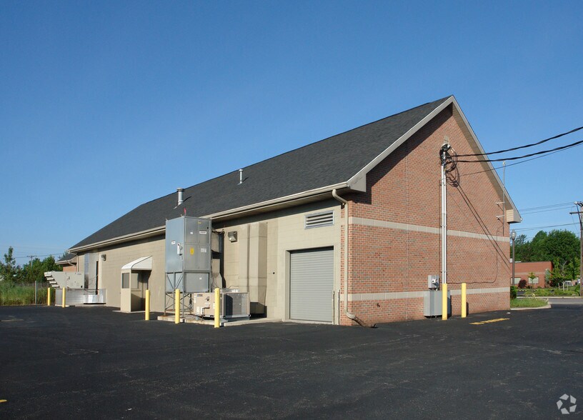 More Photos Of 2765 Kenmore Ave, Tonawanda Industrial For Lease