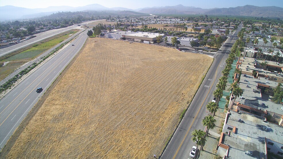 More Photos Of New Chicago Ave, Hemet Land For Sale