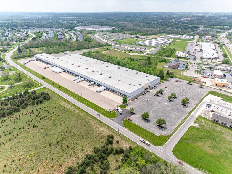 More Photos Of 1340 E Dayton Yellow Springs Rd, Fairborn Distribution For Lease