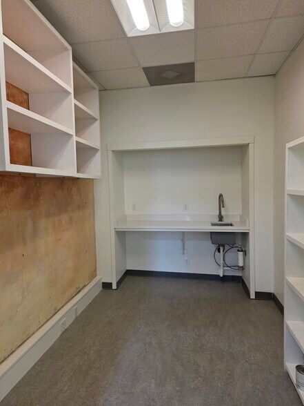 More Photos Of 64 Biltmore Ave, Asheville Loft Creative Space For Lease