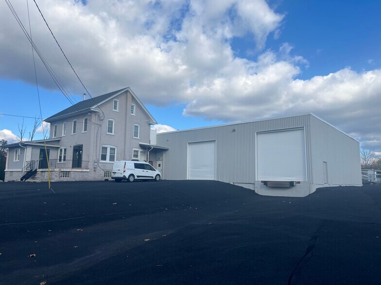 More Photos Of 3425 Bethlehem Pike, Souderton Warehouse For Lease
