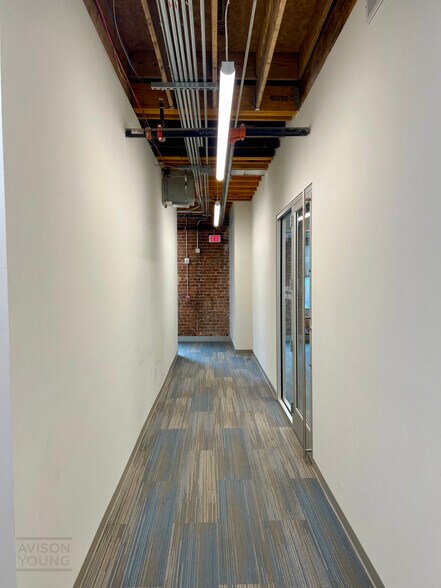 More Photos Of 656-658 S Main St, Greenville Loft Creative Space For Lease