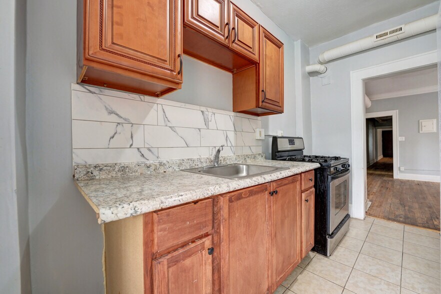 More Photos Of 14120 Superior Rd, Cleveland Multifamily For Sale