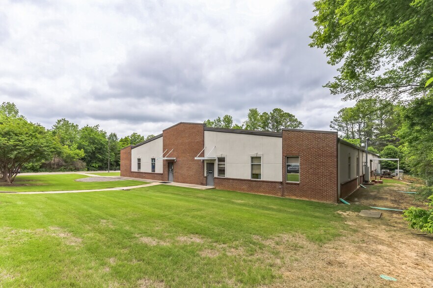 More Photos Of 199 Saddle Creek Dr, Tupelo Office For Sale