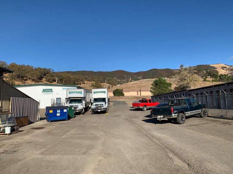 More Photos Of 2544 E State Hwy 20, Nice Self Storage For Sale