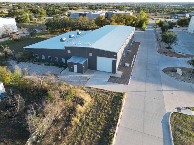 More Photos Of 2702 Fort Worth Hwy, Hudson Oaks Warehouse For Sale