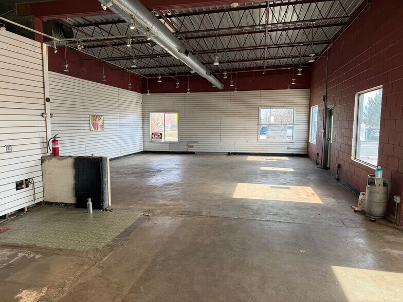 More Photos Of 7711 Grandview Ave, Arvada Freestanding For Sale