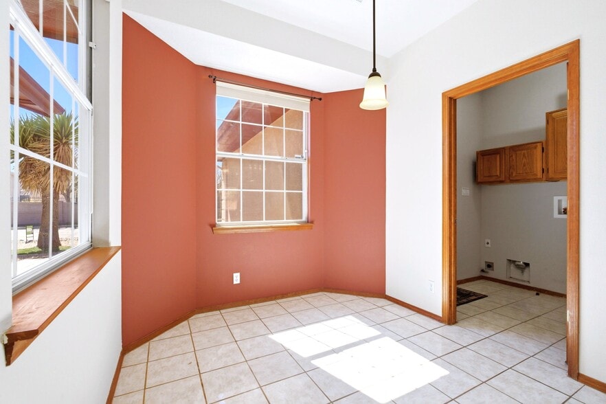 More Photos Of 2881 Chessman Dr SE, Rio Rancho Specialty For Sale