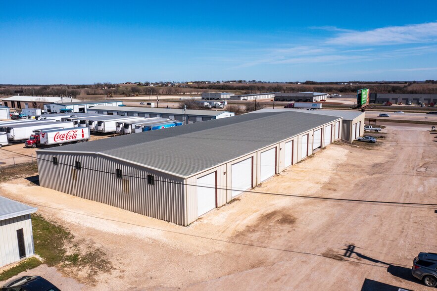 More Photos Of 7626 N General Bruce Dr, Temple Unknown For Lease