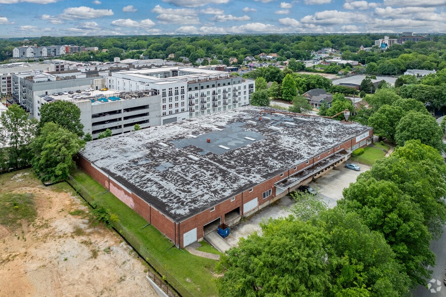 More Photos Of 220 Pearl St SE, Atlanta Light Manufacturing For Lease