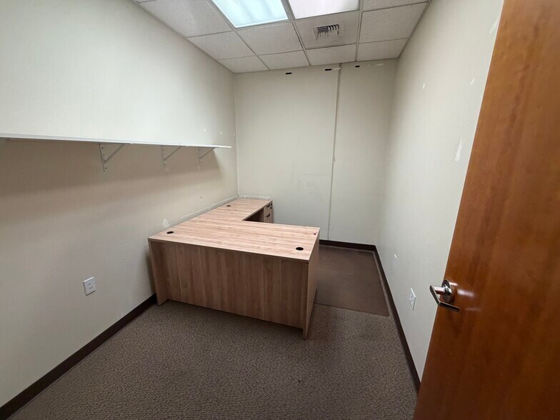 More Photos Of 3225 Monier Cir, Rancho Cordova Flex For Lease