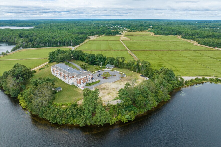 More Photos Of 57 Long Point Rd, Lakeville Specialty For Sale