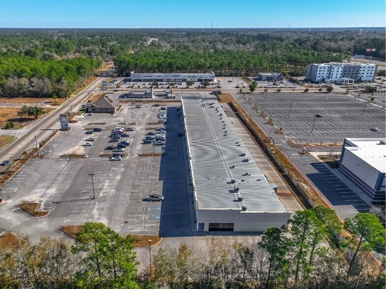 More Photos Of , Diberville General Retail For Sale