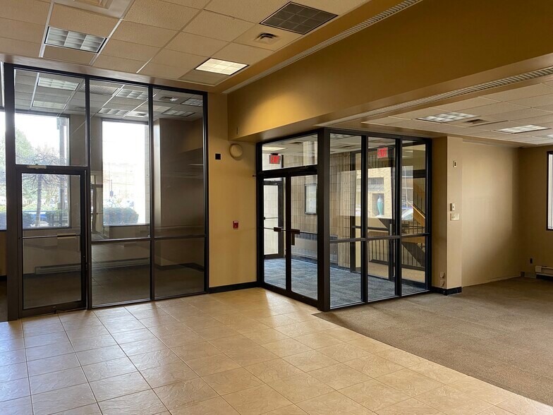 More Photos Of 434 Main St, Zanesville Office For Lease