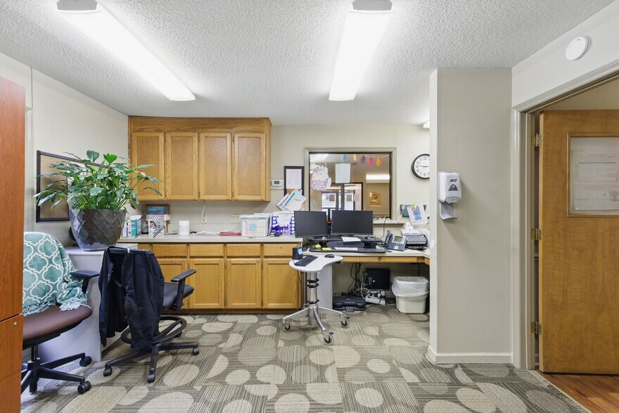 More Photos Of 141 Tryon Rd, Rutherfordton Healthcare For Lease
