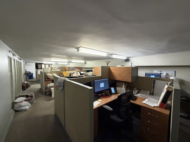 More Photos Of 44 W 24th St, New York Apartments For Sale