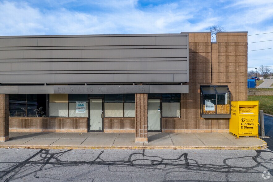 More Photos Of 6500-6620 Martway St, Mission Unknown For Lease