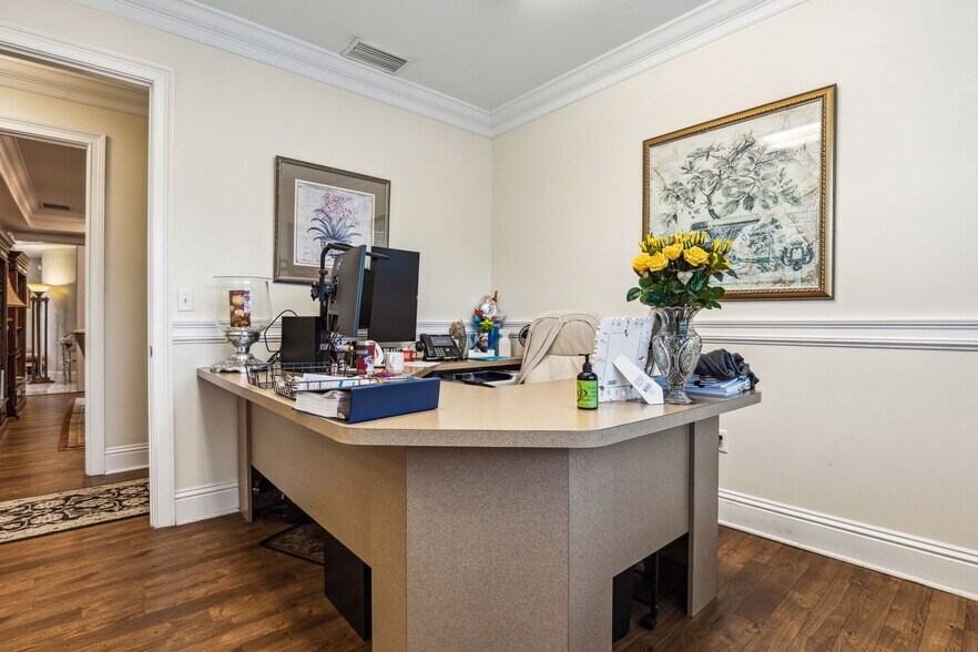 More Photos Of 18936 Dale Mabry Hwy N, Lutz Medical For Lease