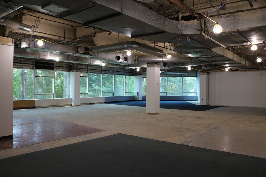 More Photos Of 2975 Westchester Ave, Purchase Office For Lease