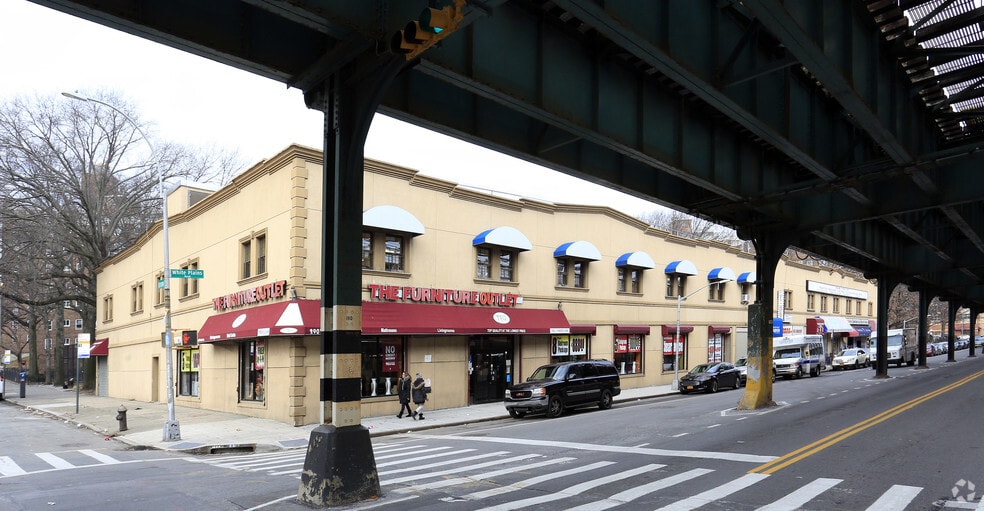 More Photos Of 2901-2915 White Plains Rd, Bronx Storefront Retail Office For Lease