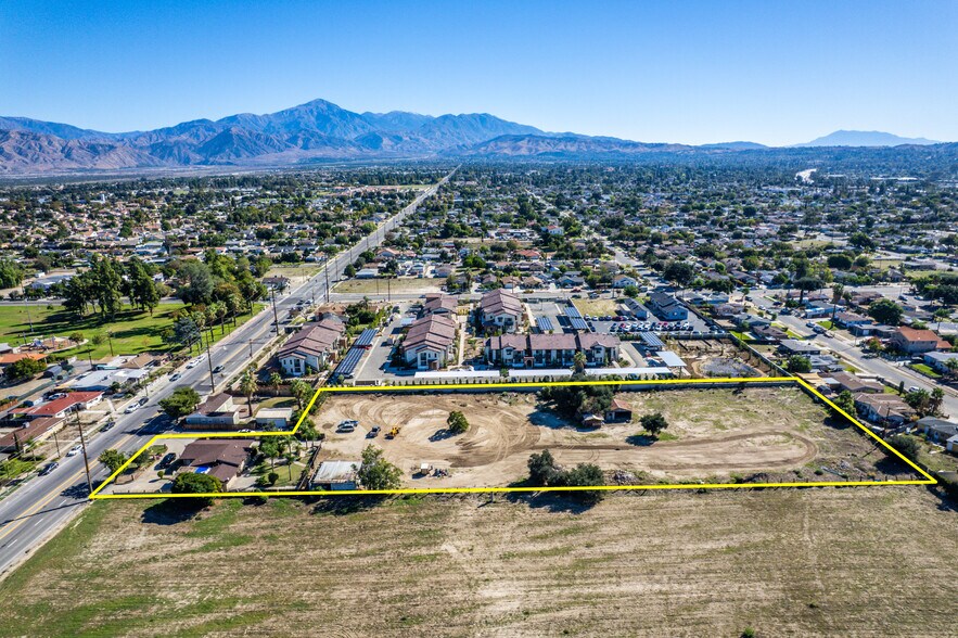 More Photos Of 831 W Lugonia Ave, Redlands Land For Sale
