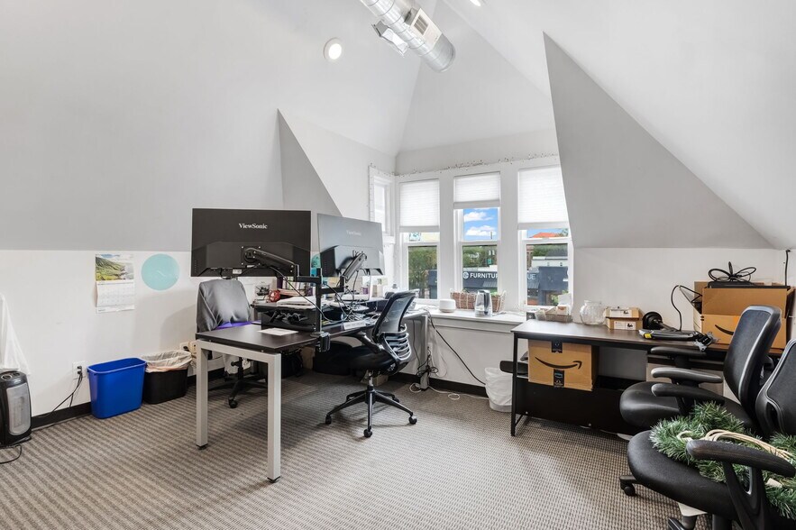 More Photos Of 3132 Federal Blvd, Denver Office For Sale