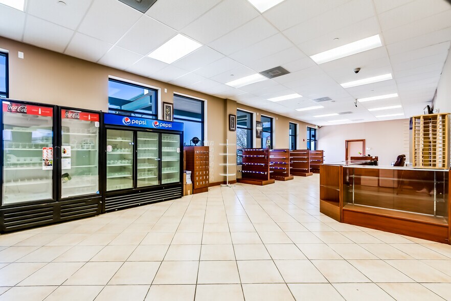 More Photos Of 17985 Bear Valley Rd, Hesperia Carwash For Sale