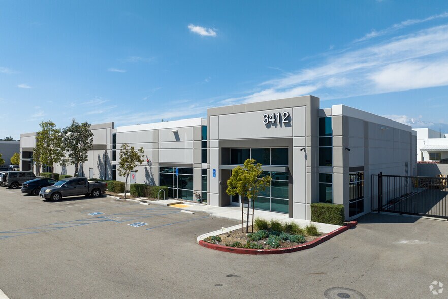 More Photos Of 3412 De Forest Cir, Mira Loma Warehouse For Sale