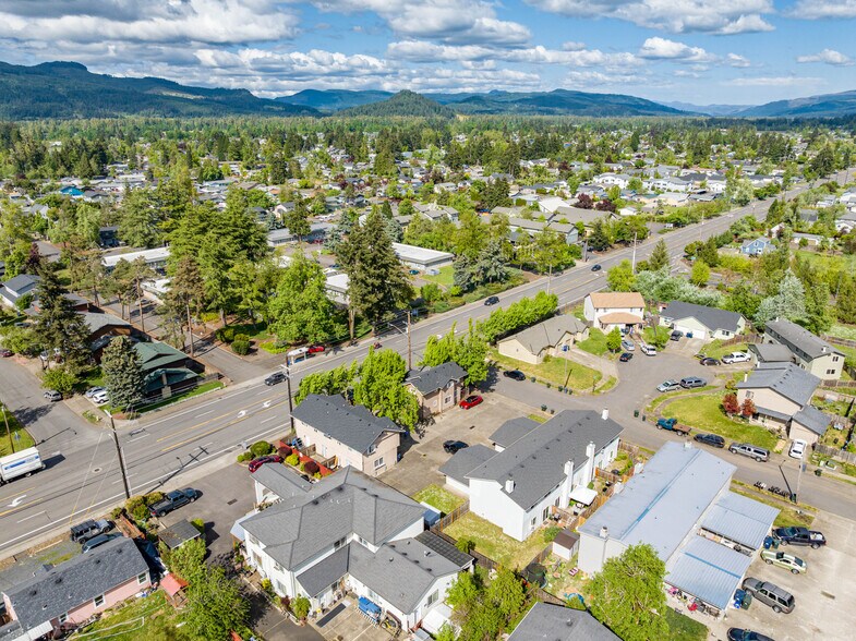 More Photos Of 124 S 63rd St, Springfield Apartments For Sale