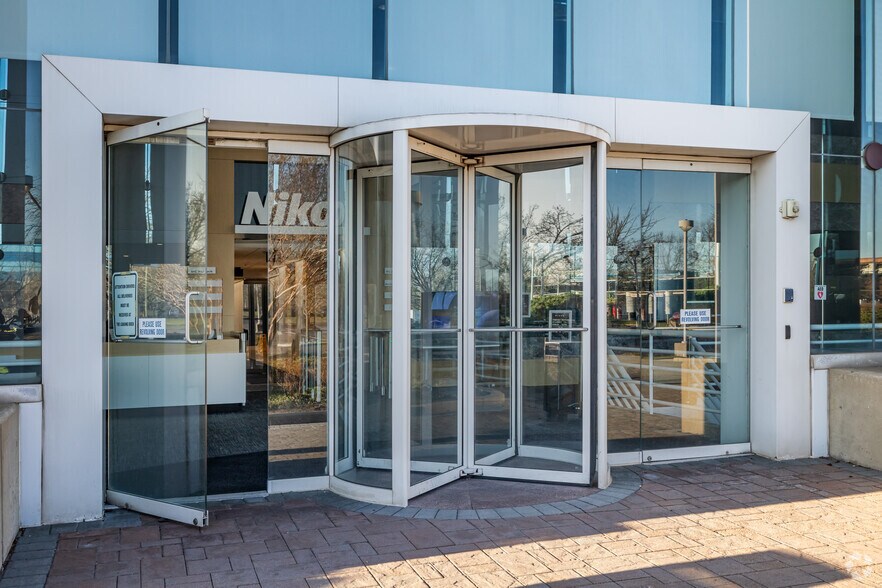 More Photos Of 1300 Walt Whitman Rd, Melville Office For Lease