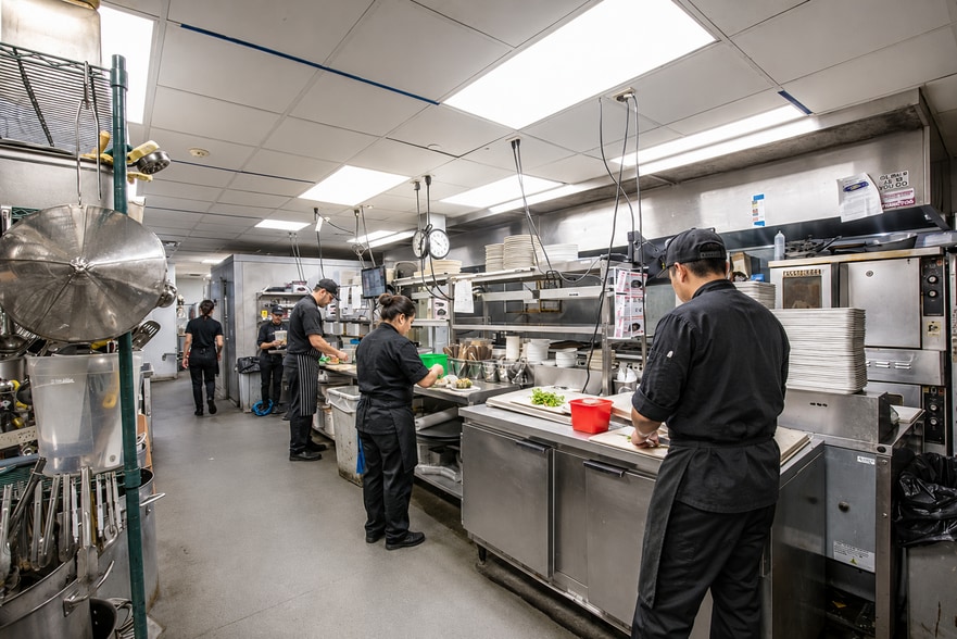 More Photos Of 427 Main St, Bangor Restaurant For Sale