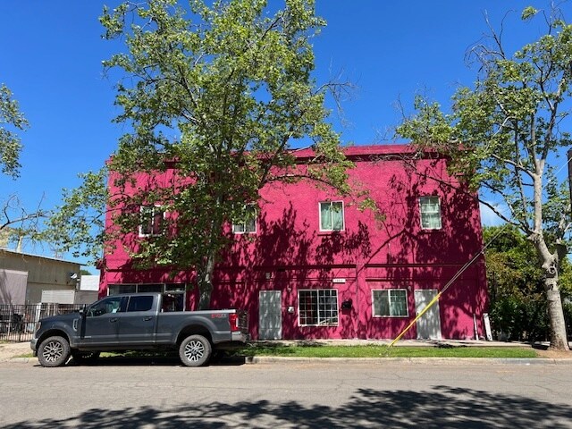More Photos Of 3882 Washington Ave, Le Grand Apartments For Sale