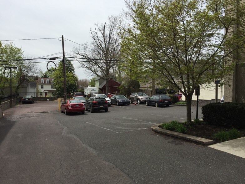 More Photos Of 206 N Main St, Souderton Freestanding For Sale