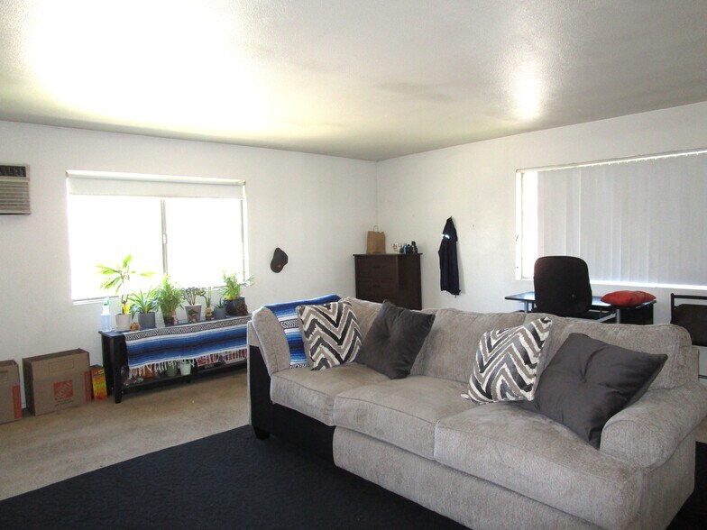 More Photos Of 568 E Colorado Ave, Glendora Apartments For Sale