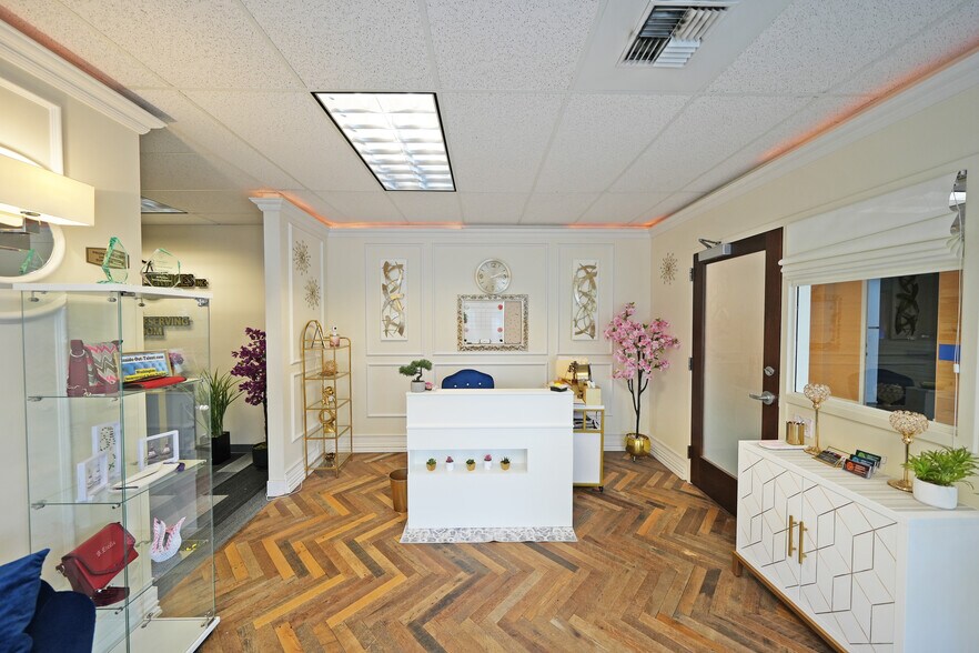 More Photos Of 30-34 N 3rd St, Yakima Office For Lease