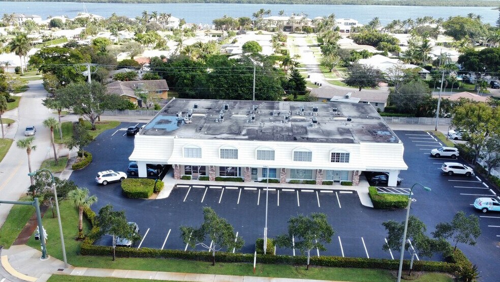 Primary Photo Of 784 US Highway 1, North Palm Beach Office For Lease