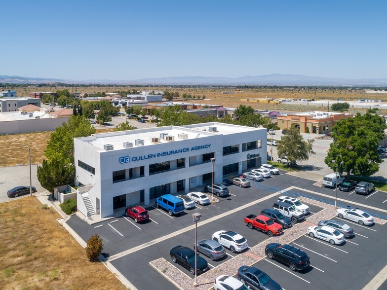 More Photos Of 1008 W Ave M 14, Palmdale, CA 93551 Ave, Palmdale Medical For Sale