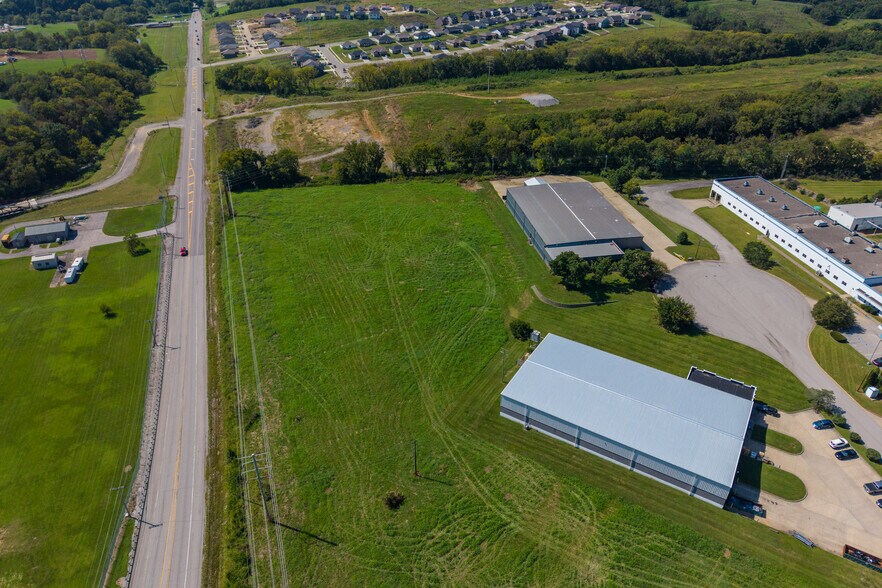 More Photos Of 151 Hanger Cir, Richmond Warehouse For Sale