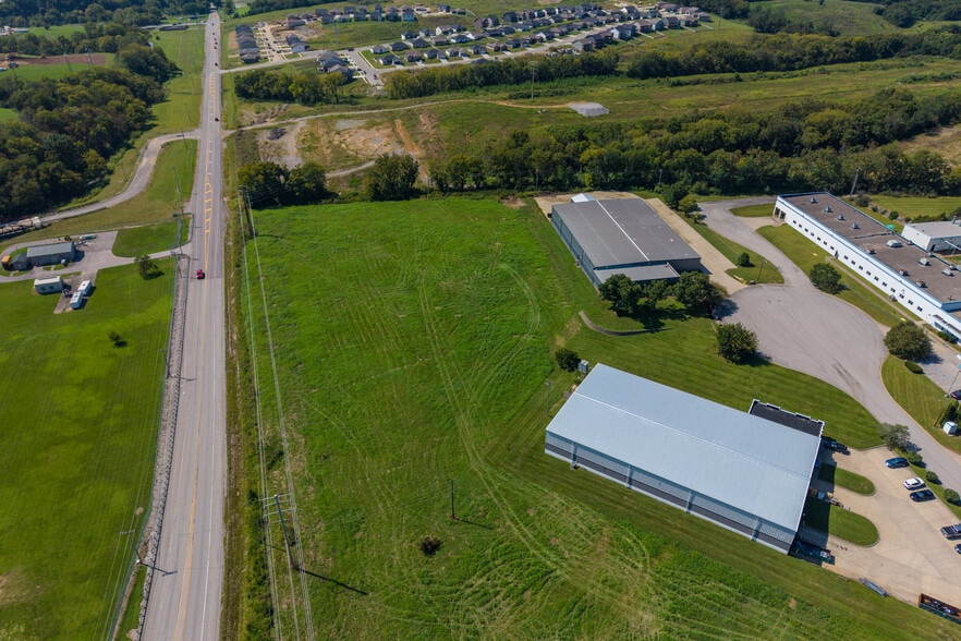 More Photos Of 151 Hanger Cir, Richmond Warehouse For Lease