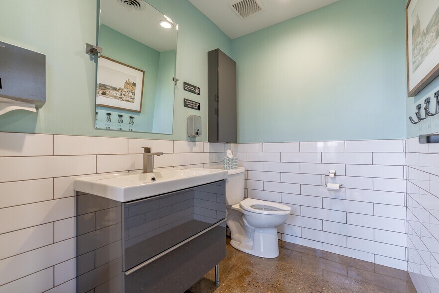 More Photos Of 4880 Hills And Dales Rd NW, Canton Warehouse For Sale