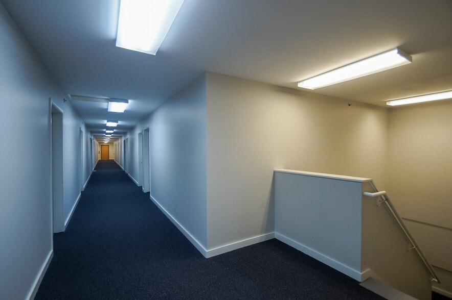 More Photos Of 4020 Minnehaha Ave, Minneapolis Office For Lease