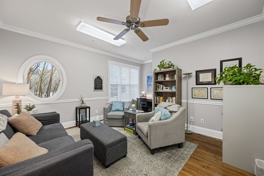 More Photos Of 321 Billingsly Ct, Franklin Loft Creative Space For Lease