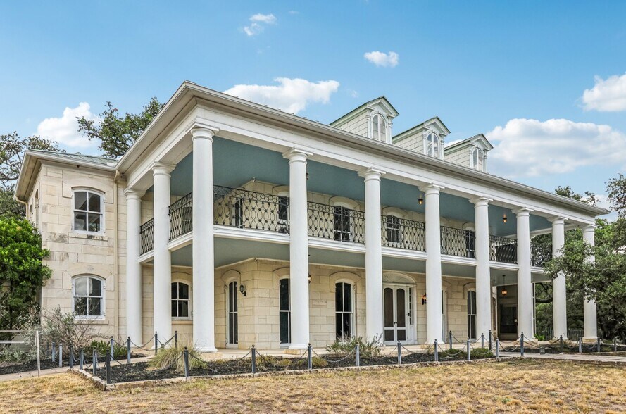 More Photos Of 7735 Mocking Bird Ln, San Antonio Lodge Meeting Hall For Sale