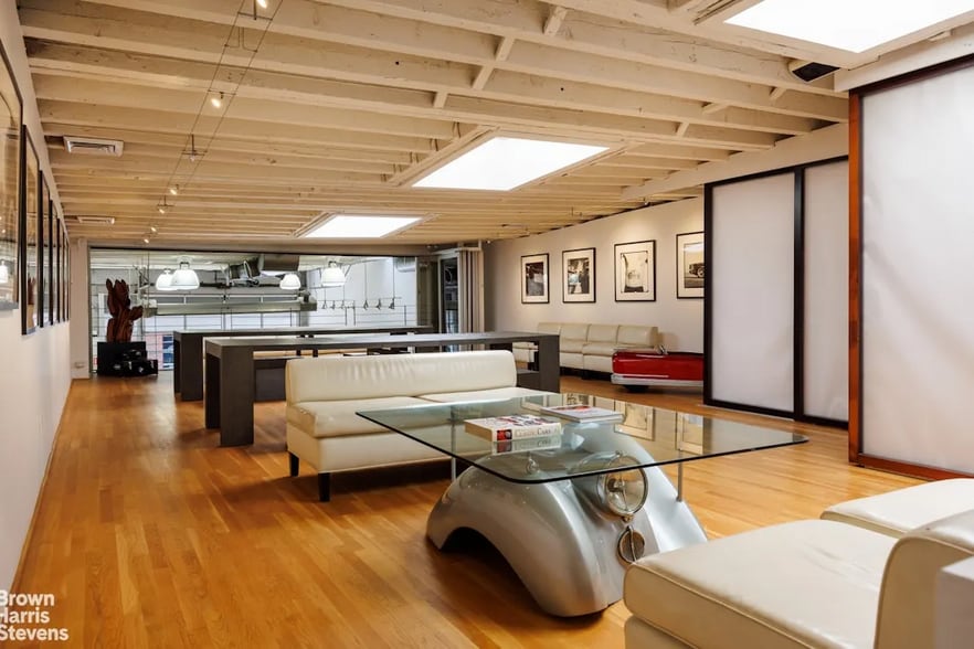 More Photos Of 137 Perry St, New York Office For Lease