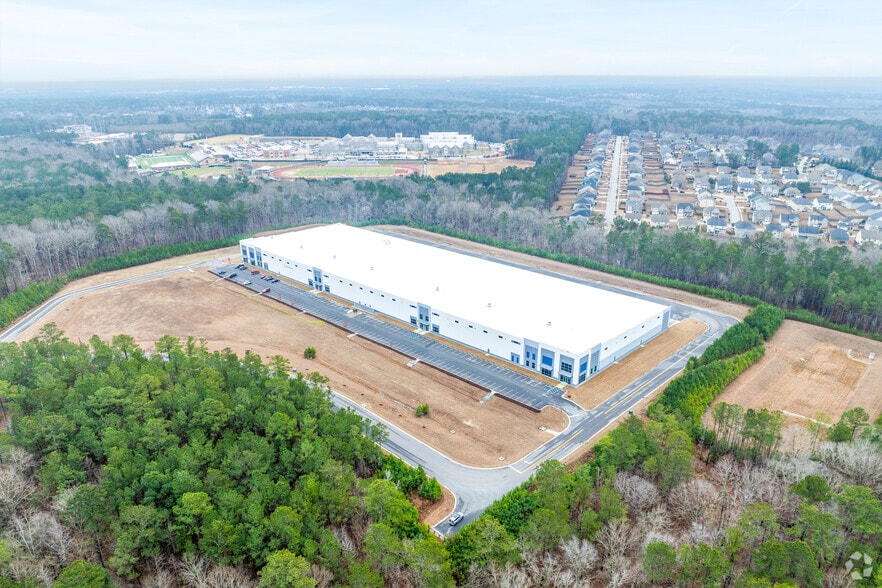 More Photos Of Access 77, Northpoint Boulevard, Blythewood Distribution For Lease