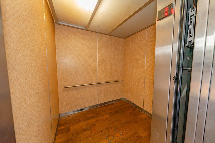 More Photos Of 2801-2851 Riverside Dr, Coral Springs Apartments For Sale