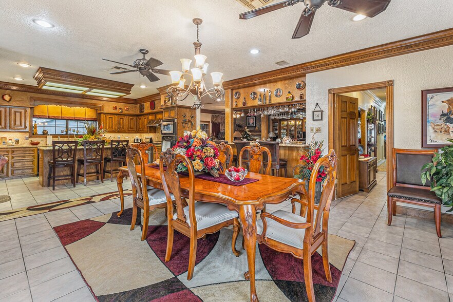 More Photos Of 1454 Oday Rd, Pearland Light Manufacturing For Sale